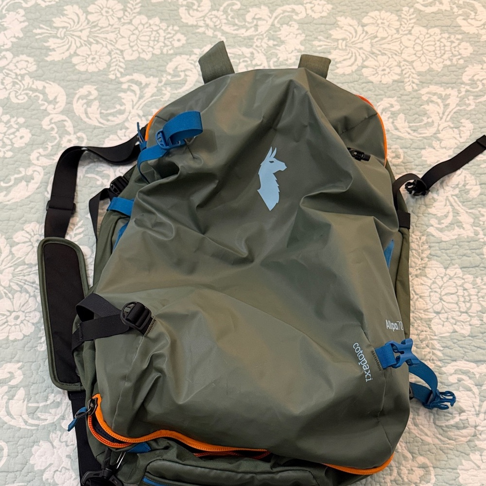 Cotopaxi Olive and Blue Men's Backpack